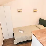 Apartment 88 - Rooftop Jacuzzi & Terrace