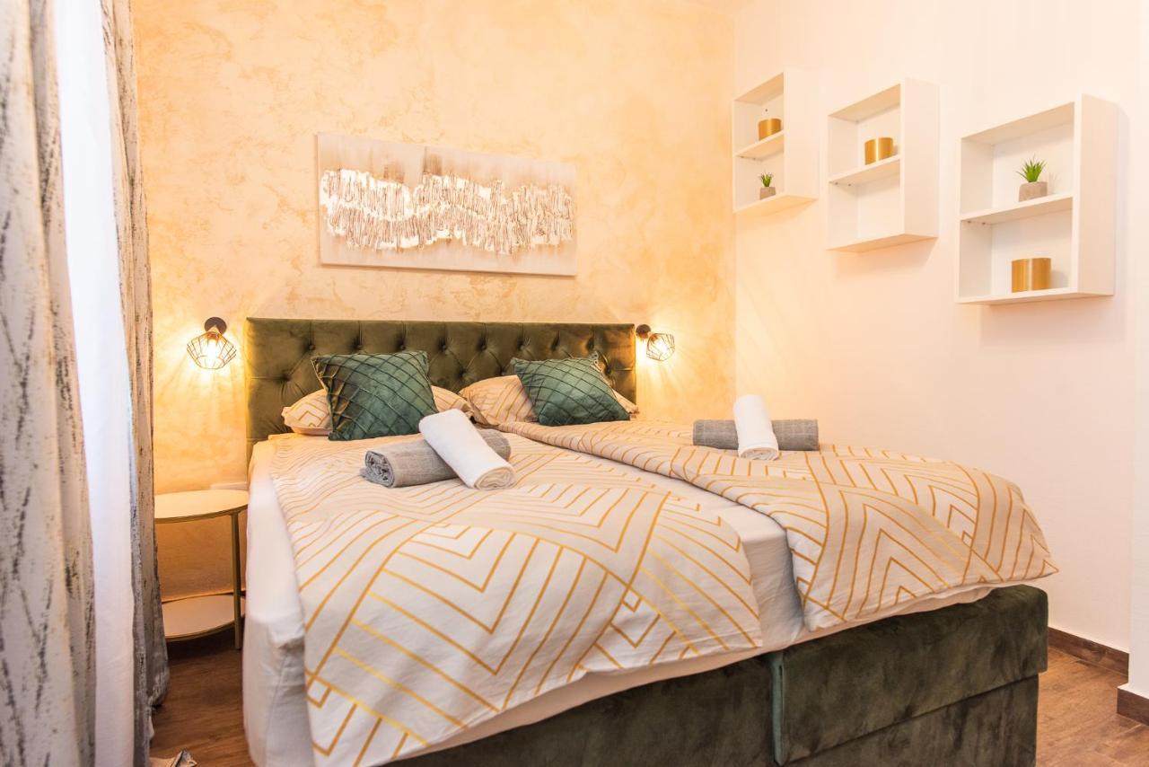 88 - Rooftop Jacuzzi & Terrace * Zadar